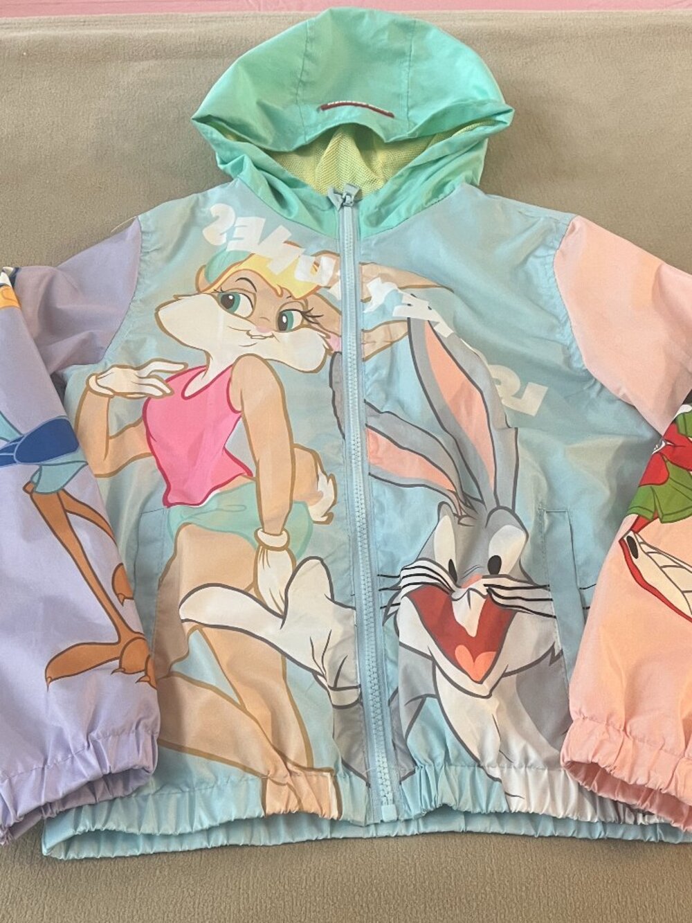 Looney Tunes Bugs Bunny Lola Bunny Windbreaker Mambers Jaket Size 10-12